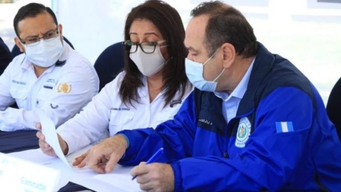 cuatro_casos_presidente_de_guate.jpg_1081867746