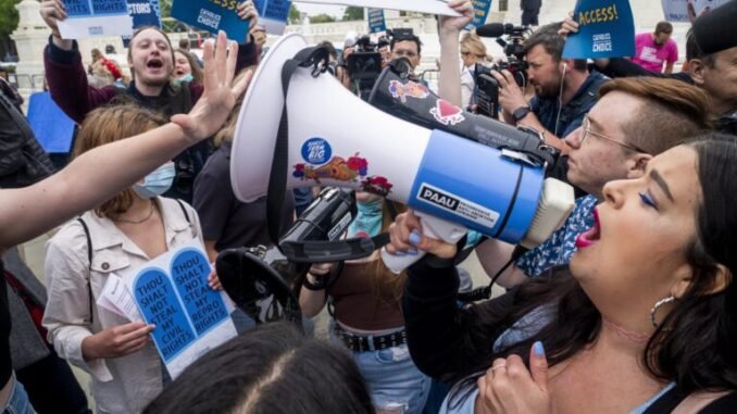 a1dcca26192dfb87f5f9c3f1152c47ef33f7387c-min-768x512