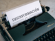 desinformacion-medios-maquina-escribir.jpg
