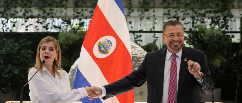 escenario político Costa Rica Rodrigo Chaves y Laura Fernández acuerdo político bandera Costa Rica