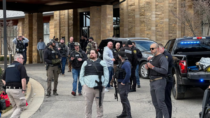 operativo policial frente a sinagoga temple israel tras ataque en michigan