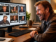 Chuck Norris viendo sus propios memes en una computadora en internet