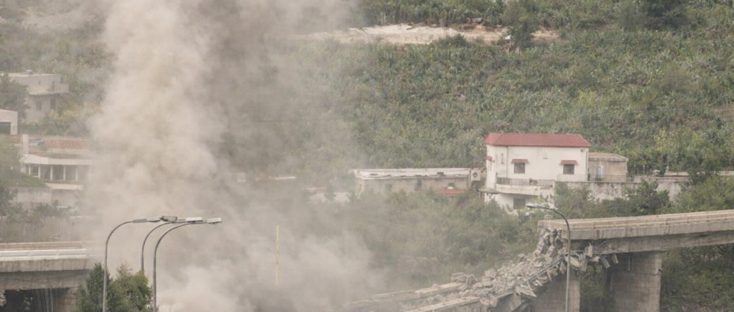 Israel destruye puente en Líbano sobre el río Litani en ataque contra infraestructura de Hezbolá