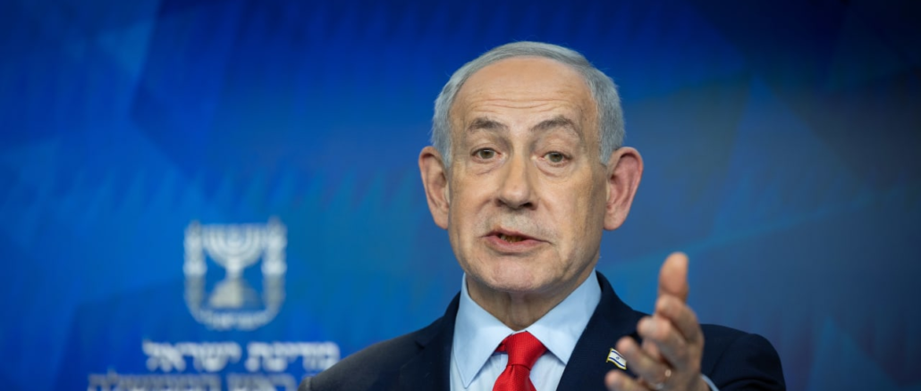 Benjamin Netanyahu afirma que la industria militar de Irán está prácticamente destruida durante una conferencia de prensa en Israel