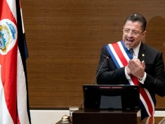 Rodrigo Chaves anuncia cierre de embajada de Costa Rica en Cuba y endurece postura política