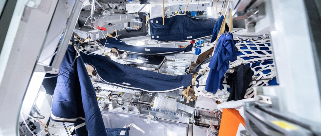 cuánto cuesta Artemis II interior cápsula Orion NASA