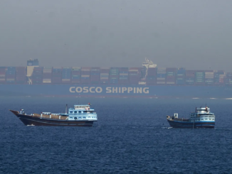 cierre de Ormuz con buque de carga y tráfico marítimo bajo tensión en el Golfo Pérsico