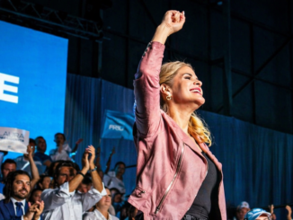laura fernandez anuncio gabinete costa rica presidenta electa acto publico