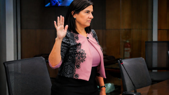 marta esquivel caso barrenador ccss reacciones redes sociales costa rica