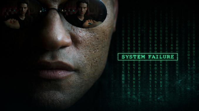 Matrix 27 años después, primer plano con gafas reflejando la elección entre dos realidades y código digital verde