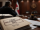 Expediente judicial del caso Reaseguros INS durante juicio histórico en Costa Rica