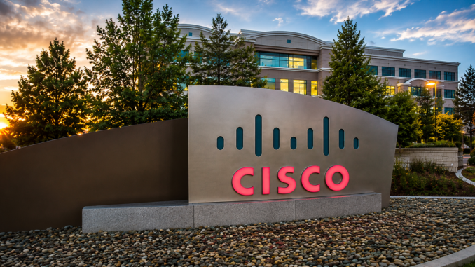 Sede corporativa de Cisco tras el anuncio del despido de 4.000 empleados como parte de su reestructuración enfocada en inteligencia artificial y ciberseguridad.