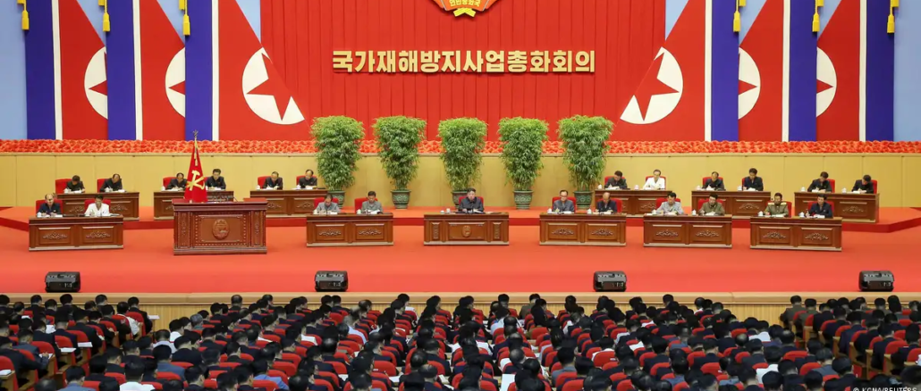 Asamblea Popular de Corea del Norte durante sesión oficial sobre cambios en la Constitución y reunificación