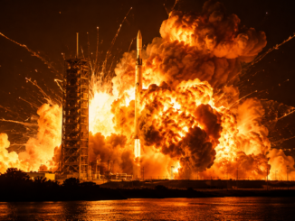 Explosión del cohete New Glenn de Blue Origin durante una prueba en Cabo Cañaveral, un incidente que afecta proyectos espaciales vinculados a la NASA.