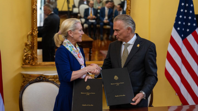 protocolo marítimo Costa Rica firmado con Estados Unidos entre canciller Arnoldo André y embajadora estadounidense