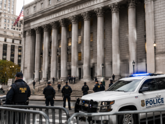 Fachada de una corte federal en Nueva York bajo fuerte seguridad mientras avanza el proceso judicial contra Nicolás Maduro.