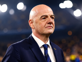 Gianni Infantino durante el Mundial 2026 defendiendo las pausas de hidratación implementadas por la FIFA para proteger la salud de los futbolistas.