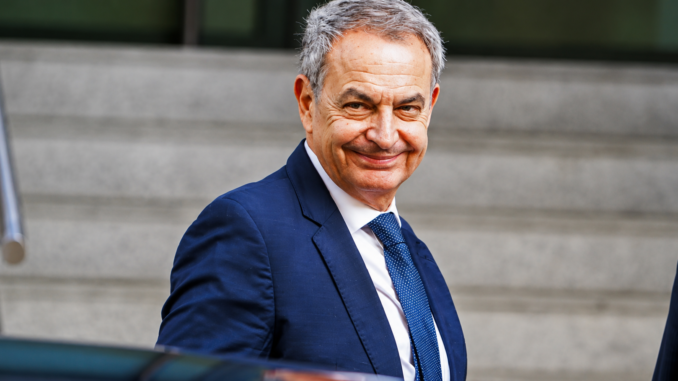 Zapatero Bolivia denuncia: José Luis Rodríguez Zapatero llega a la Audiencia Nacional en Madrid.