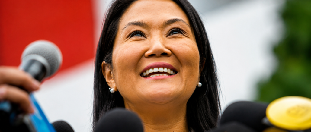 Keiko Fujimori ofrece declaraciones a la prensa tras confirmarse su victoria en las elecciones presidenciales de Perú 2026.