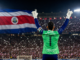 Keylor Navas celebra ante miles de aficionados en una imagen relacionada con la propuesta para declararlo Ciudadano Distinguido de Costa Rica.