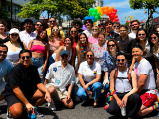Militantes y simpatizantes del Partido Acción Ciudadana (PAC) participan en la Marcha del Orgullo 2026 en San José, Costa Rica.
