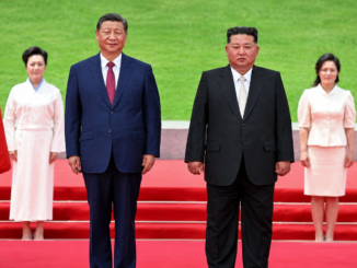 Xi Jinping y Kim Jong-un durante una reunión oficial que refleja la relación entre China y Corea del Norte.