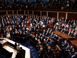 Sesión del Senado de Estados Unidos durante la votación sobre la retirada de tropas del conflicto con Irán.