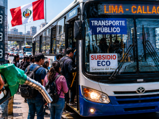 Autobús de transporte público en Lima durante la aplicación del subsidio aprobado por el Gobierno peruano para enfrentar el alza de combustibles.