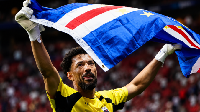 Vozinha levanta la bandera de Cabo Verde tras el empate histórico ante España en el Mundial 2026.