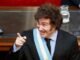 Javier Milei, presidente de Argentina, durante un acto oficial en medio de la consolidación del superávit fiscal y la recuperación económica del país. Foto: Reuters.