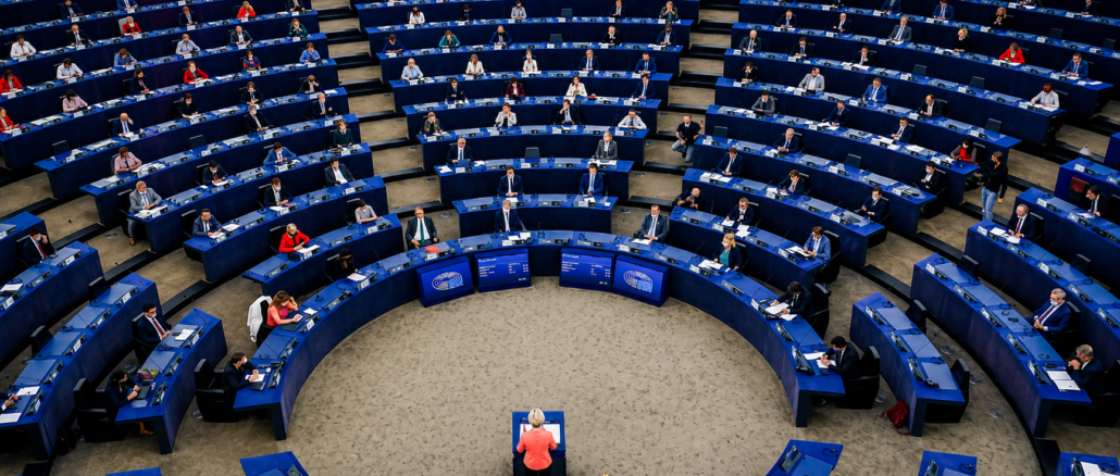 Sesión del Parlamento Europeo durante el debate sobre la solicitud para investigar a Gianni Infantino por presuntas violaciones a la neutralidad política de la FIFA.