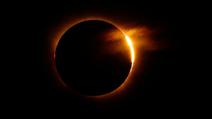 El Sol durante el eclipse solar total del 12 de agosto de 2026 en Caspe, España