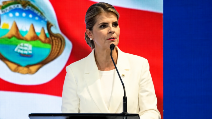 Laura Fernández presenta ocho proyectos de ley durante sus primeros 100 días de gestión