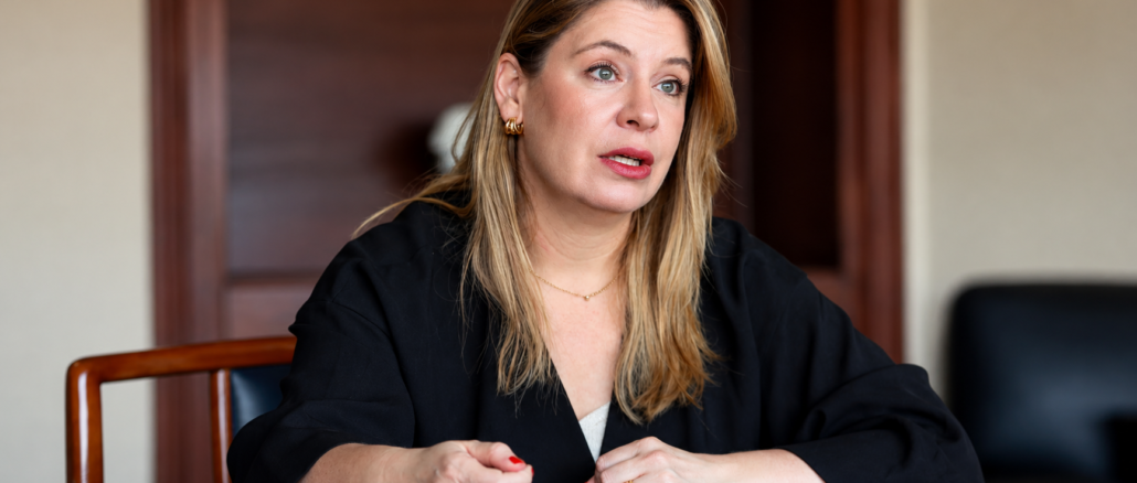 Claudia Dobles durante sus declaraciones sobre amenazas y persecución contra opositores