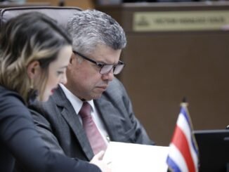 PLN y Frente Amplio cuestionan el proyecto de jornadas laborales 4x3 en la Asamblea Legislativa