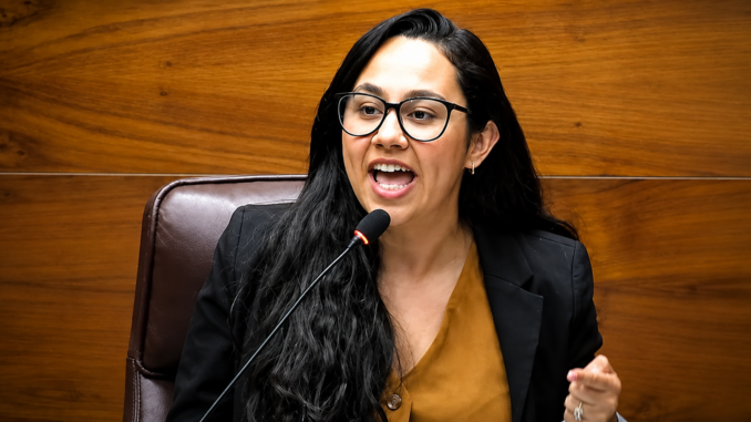 Joselyn Sáenz cuestiona a Procomer por el TLC entre Costa Rica e Israel