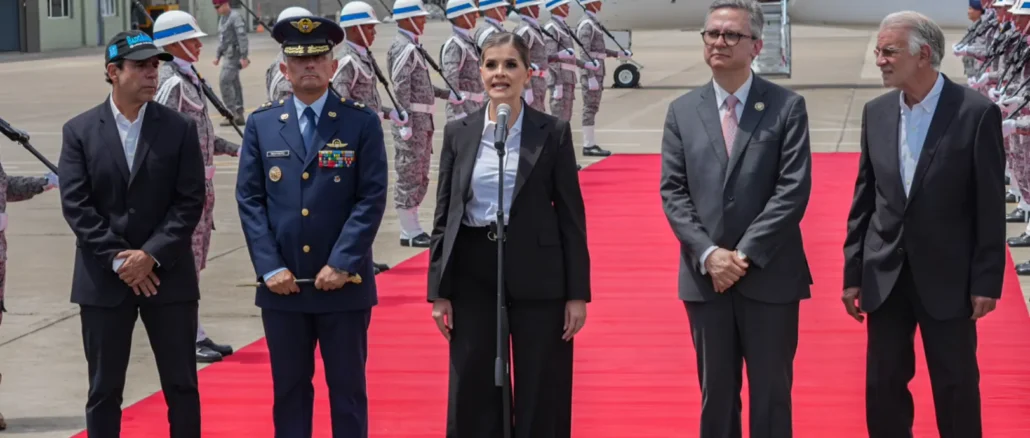 Laura Fernández llega a Barranquilla para fortalecer la cooperación contra el narcoterrorismo