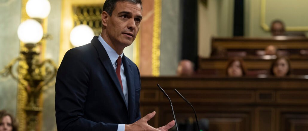 Pedro Sánchez durante una entrevista sobre la crisis migratoria en Ceuta
