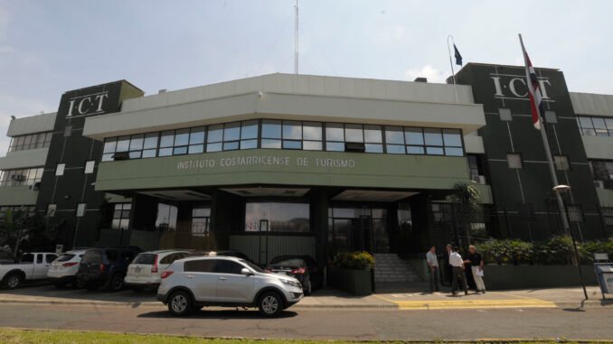 Turismo de Costa Rica genera récord de divisas durante 2025