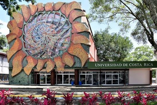 Universidades públicas y autonomía universitaria frente al control estatal