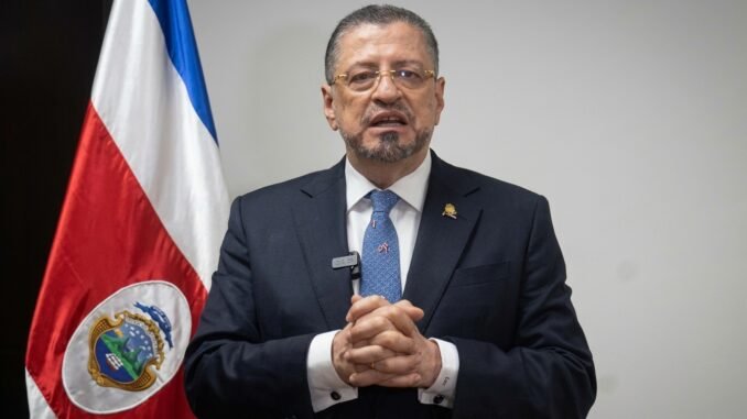 Rodrigo Chaves respalda el archivo del CPTPP y cuestiona el proceso de negociación de COMEX en Costa Rica