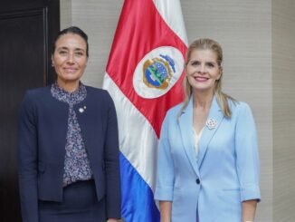 Laura Fernández juramenta a Ana Elena Pinto Lizano como nueva canciller