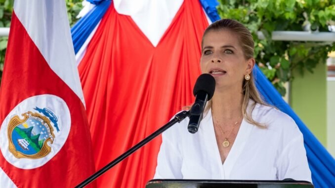 Laura Fernández defiende la mano dura contra el crimen