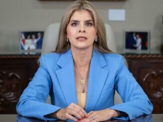 Laura Fernández durante el anuncio sobre el Tratado Transpacífico en Costa Rica