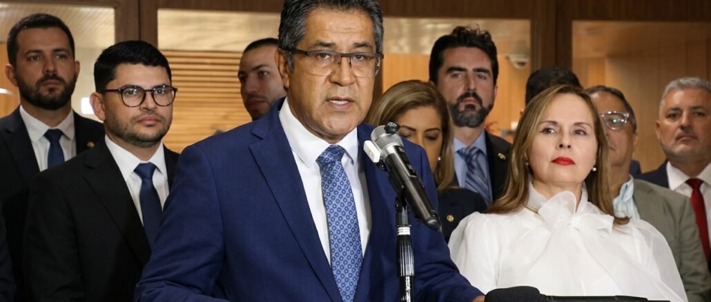 Debate sobre la reforma eléctrica y el financiamiento de las universidades públicas en Costa Rica